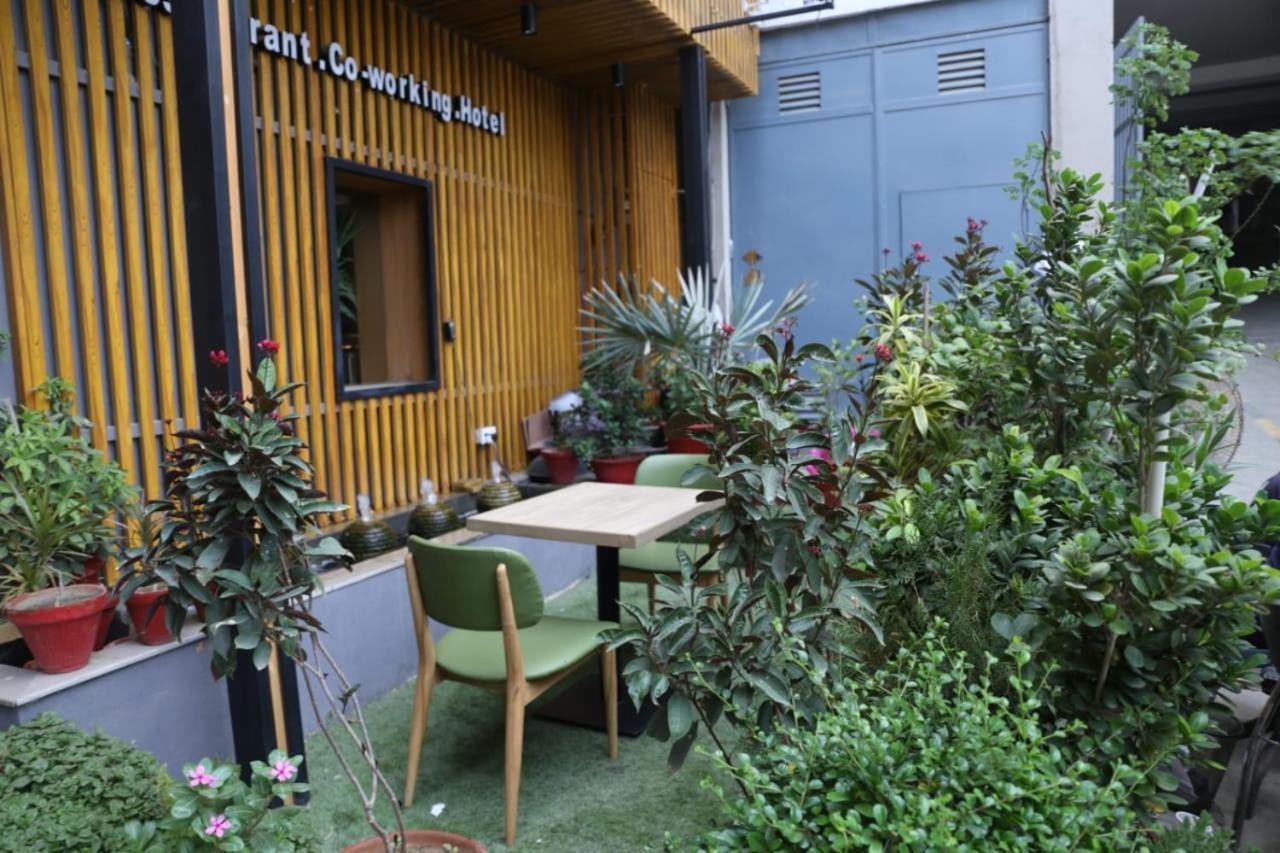 קראצ'י Elet Business Hotel מראה חיצוני תמונה