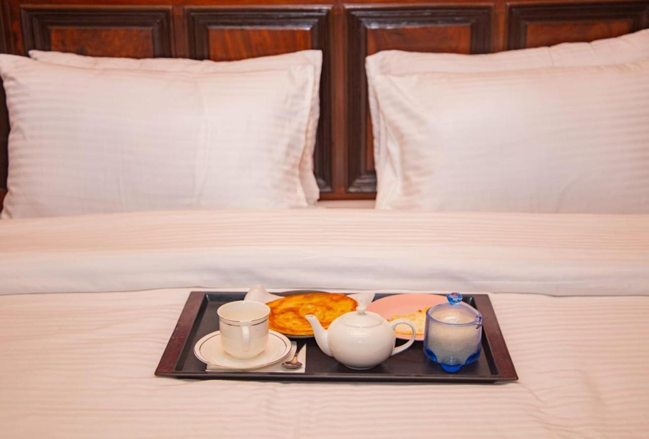 קראצ'י Elet Business Hotel מראה חיצוני תמונה