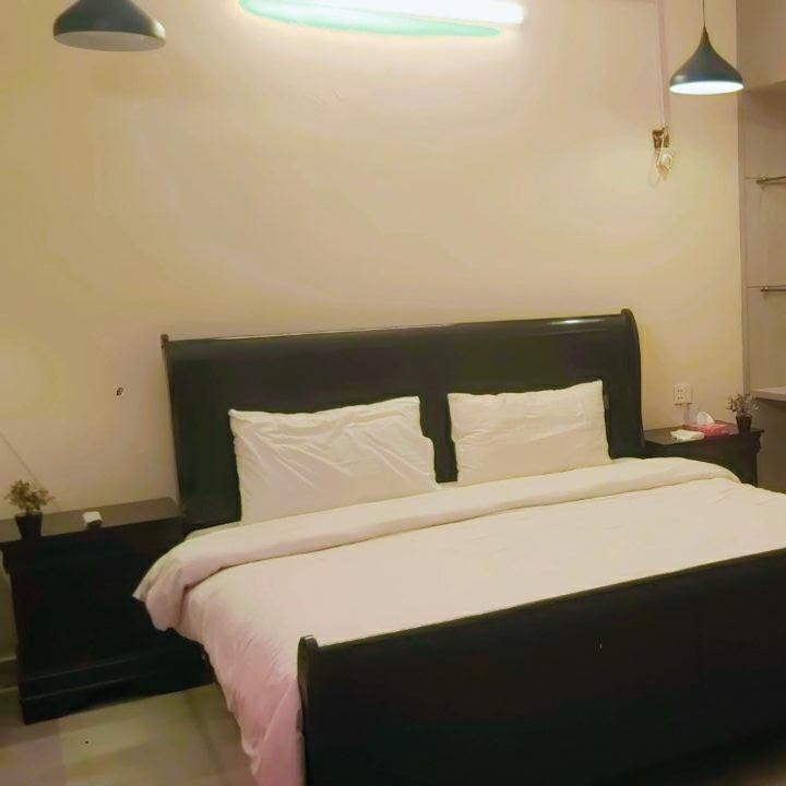 קראצ'י Elet Business Hotel מראה חיצוני תמונה